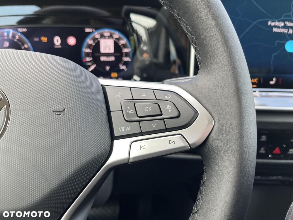 Volkswagen Golf - 35