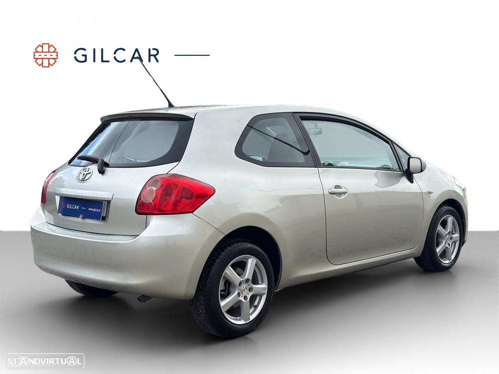 Toyota Auris 1.4 D-4D - 7