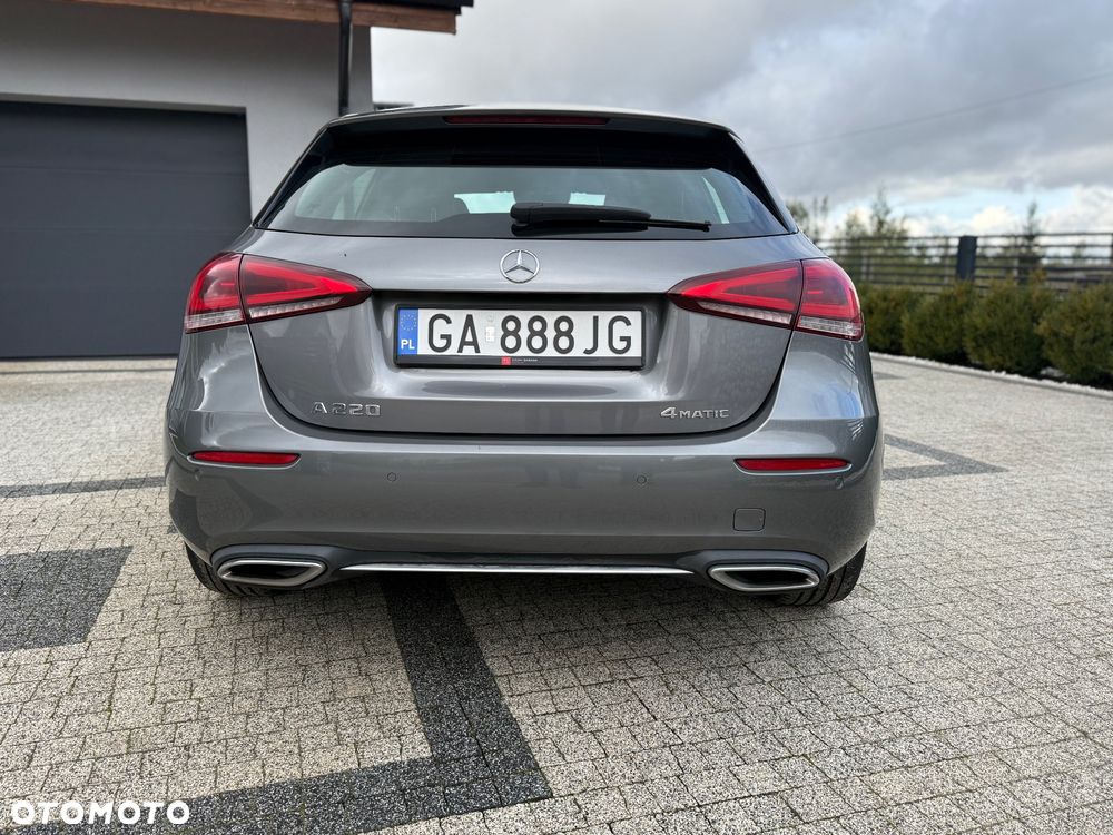Mercedes-Benz Klasa A 220 4-Matic 7G-DCT - 11