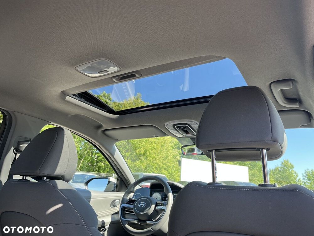 Hyundai Elantra - 24