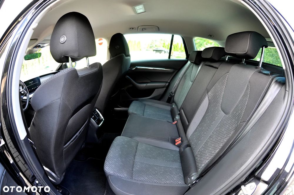 Skoda Octavia 1.5 TSI e-TEC DSG Exclusive - 23