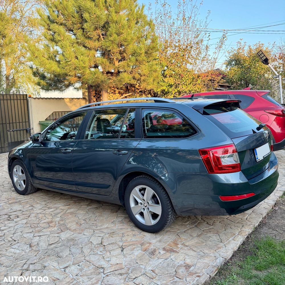 Skoda Octavia 1.6 TDI GREENLINE - 6
