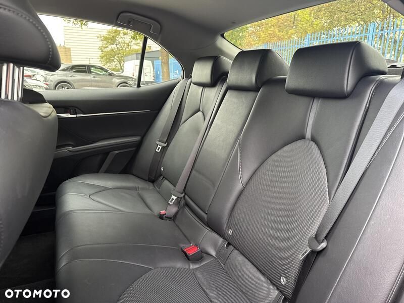 Toyota Camry 2.5 Hybrid Comfort CVT - 15