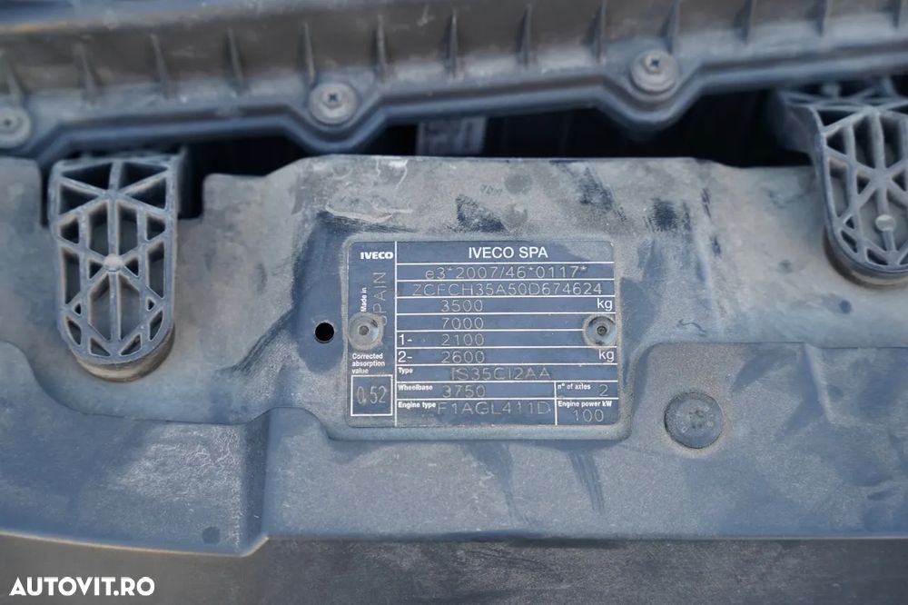 Iveco DAILY 35-140 / BENĂ BASCULABILĂ DIN OȚEL / ROȚI DUBLE PE PUNTEA SPATE / CUTIE DE VITEZE MANUALĂ / IMPORT - 38
