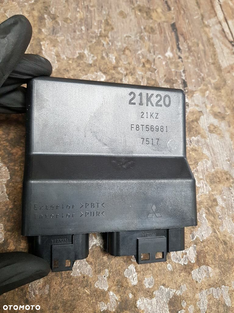 Moduł zapłonowy Sterownik Suzuki DL250 V-Strom F8T56981 - 3