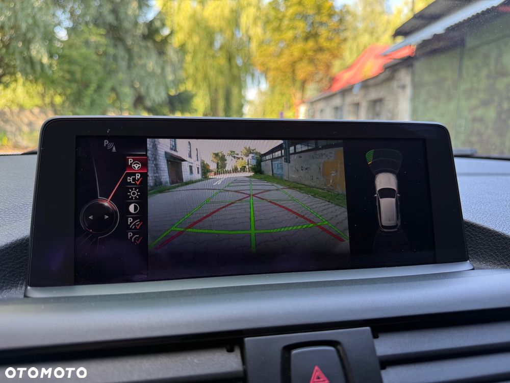 BMW Seria 1 M135i xDrive - 16