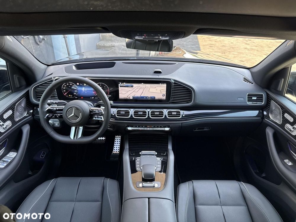 Mercedes-Benz GLS - 20