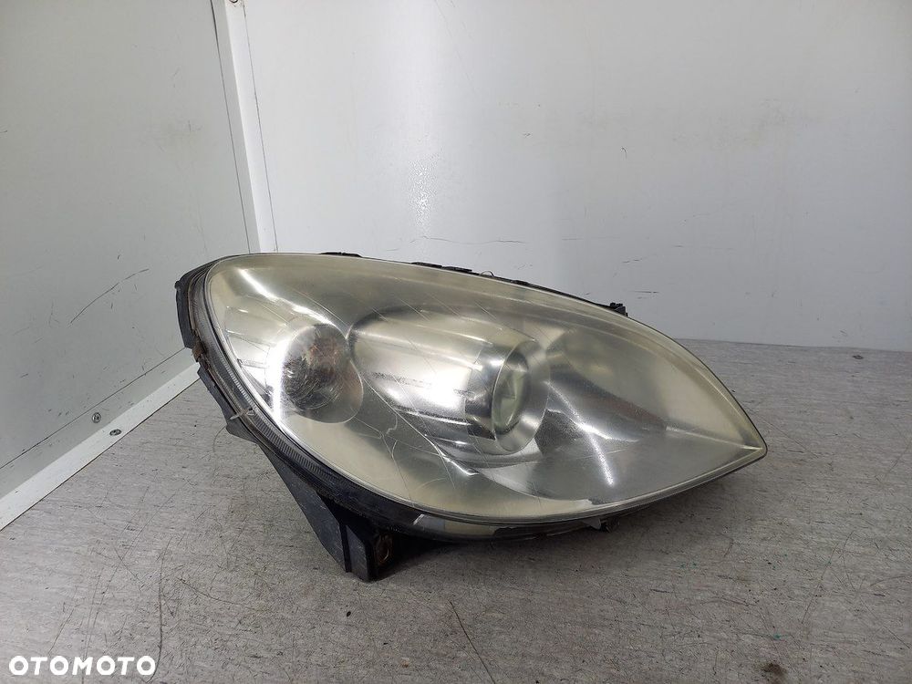 LAMPA PRZÓD PRAWA MERCEDES-BENZ KLASA B W245 A1698201861  0301220202 AL - 7