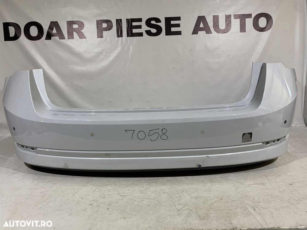 Bara spate Skoda Octavia 4 Berlina, Sedan, 2020, 2021, 2022, 2023, 2024, cod origine OE 5E6807421. - 1