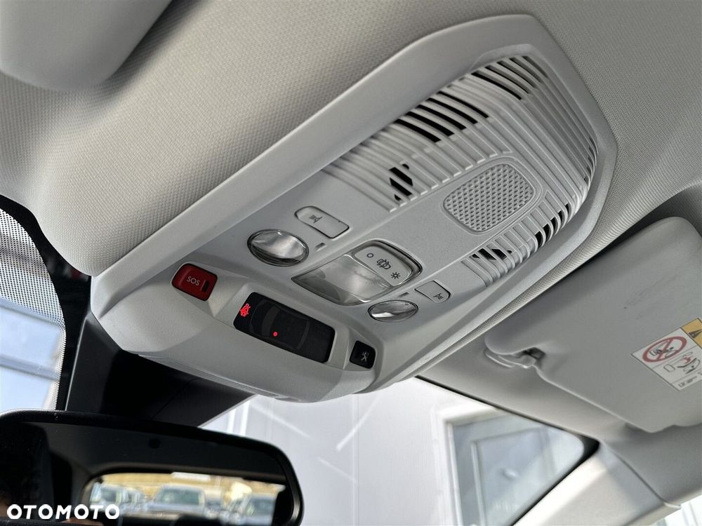 Peugeot 3008 1.5 BlueHDi Allure S&S EAT8 - 33