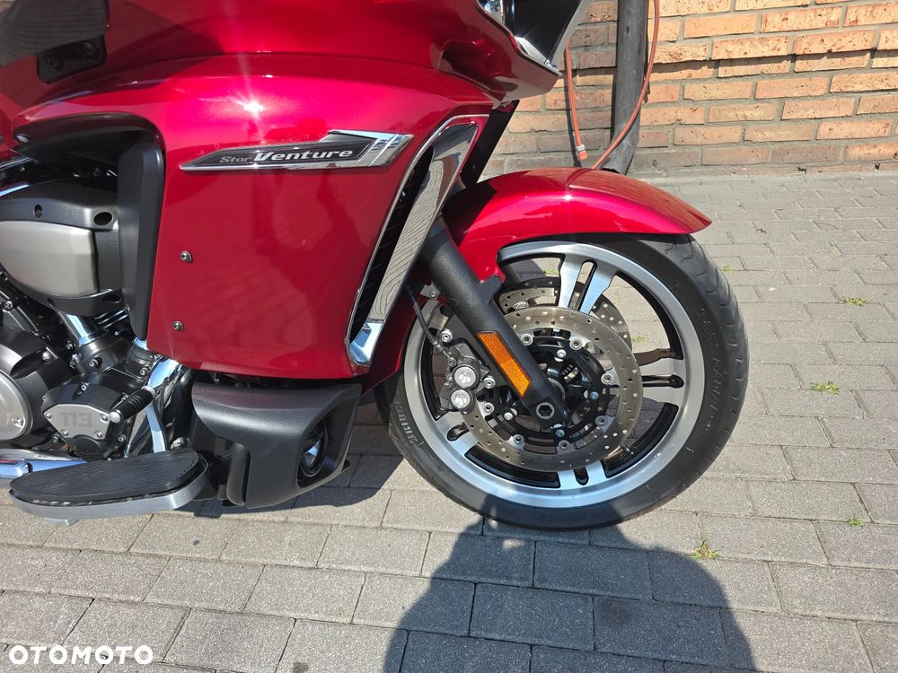 Yamaha Venture - 5