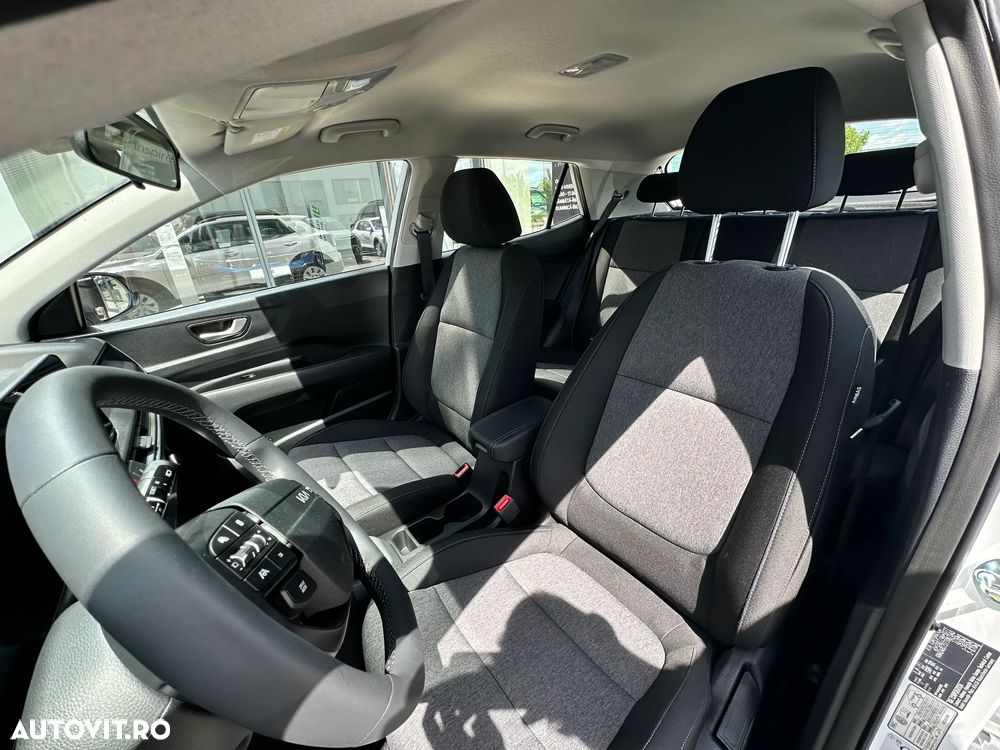 Kia Stonic 1.0 T-GDI 7DCT MHEV Urban - 9