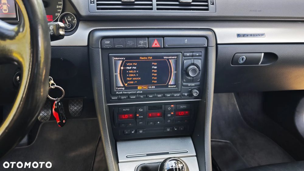 Audi S4 Avant Standard - 13