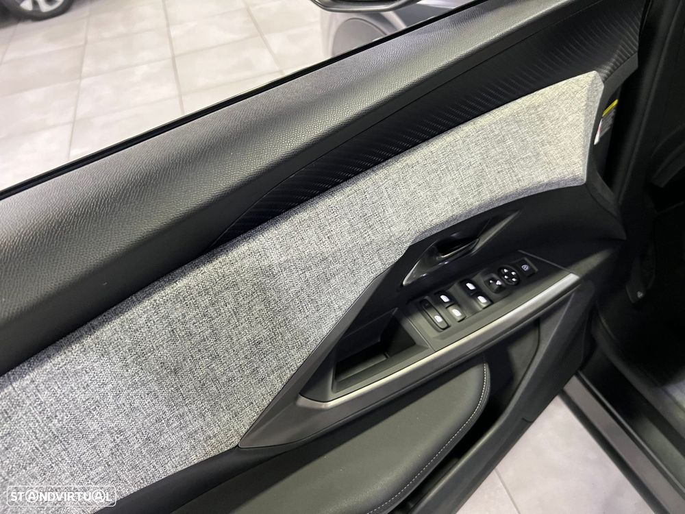 Peugeot 3008 1.2 Hybrid Allure Pack e-DCS6 - 26