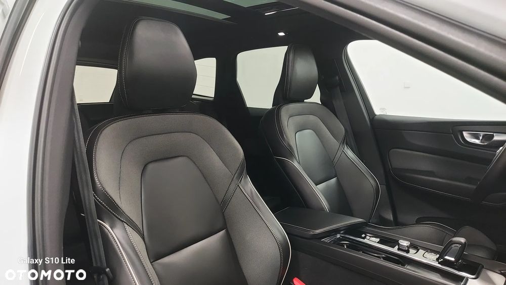 Volvo XC 60 B4 D Geartronic RDesign - 19