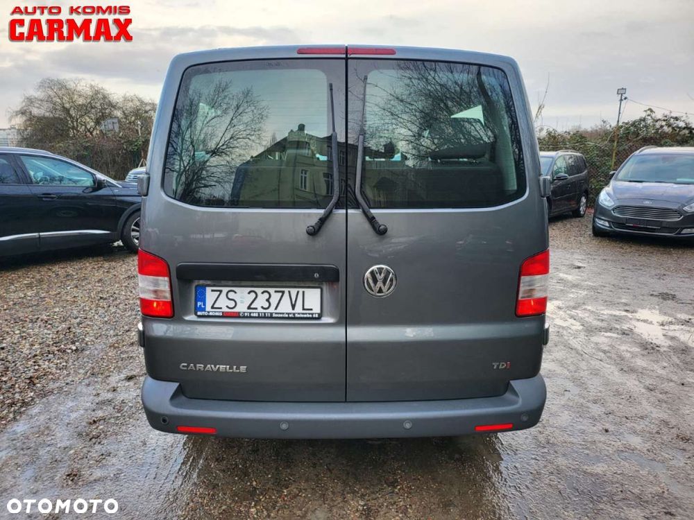 Volkswagen Caravelle - 6