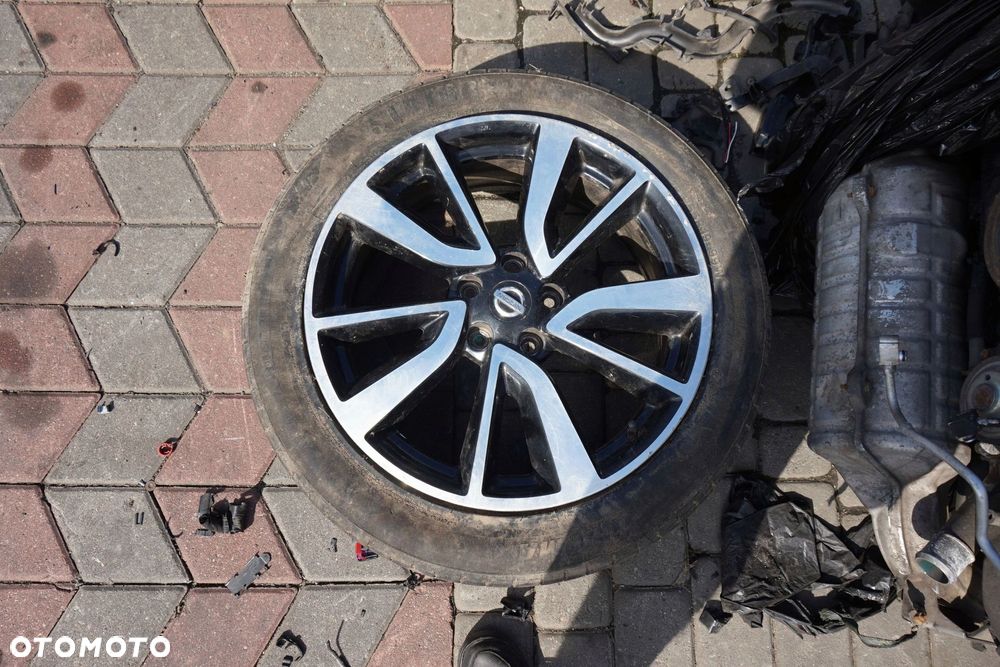 KOŁA FELGI ALUFELGI X-TRAIL T32 III LIFT 19 5X114.3 D0C004CB3A  19 5X114.3 NISSAN 2017-2021 - 5