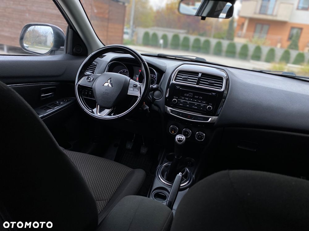 Mitsubishi ASX 1.6 Invite - 32