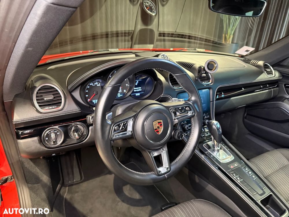 Porsche Cayman T PDK - 13