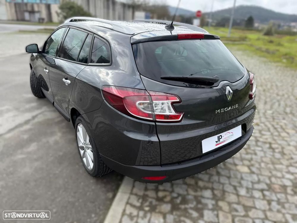 Renault Mégane Sport Tourer 1.5 dCi Dynamique S EDC CO2 Champion - 8