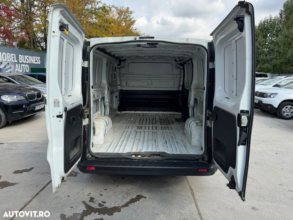 Renault Trafic - 6