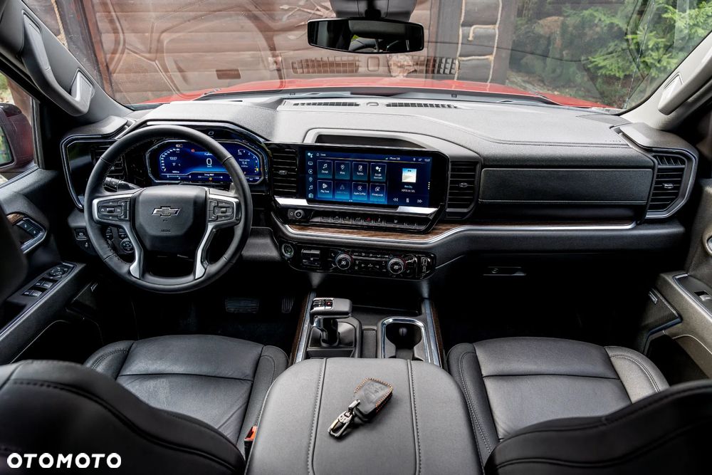 Chevrolet Silverado - 30