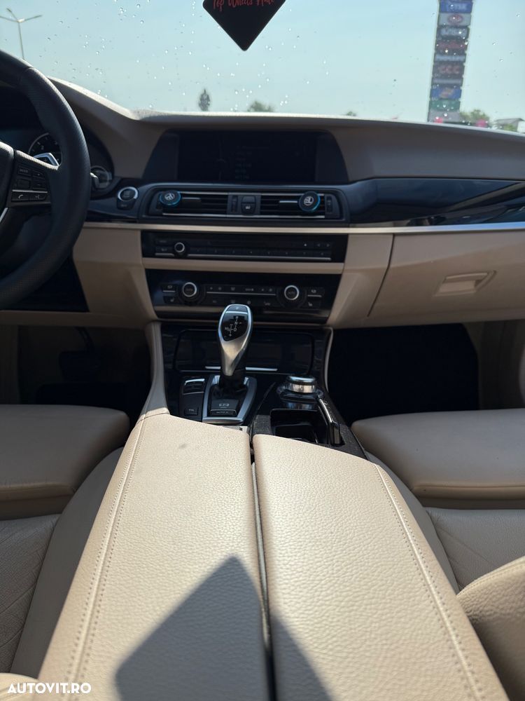 BMW Seria 5 520d Aut. Luxury Line - 21
