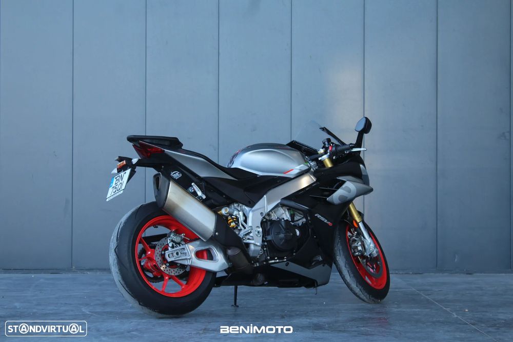 Aprilia RSV 4 - 7
