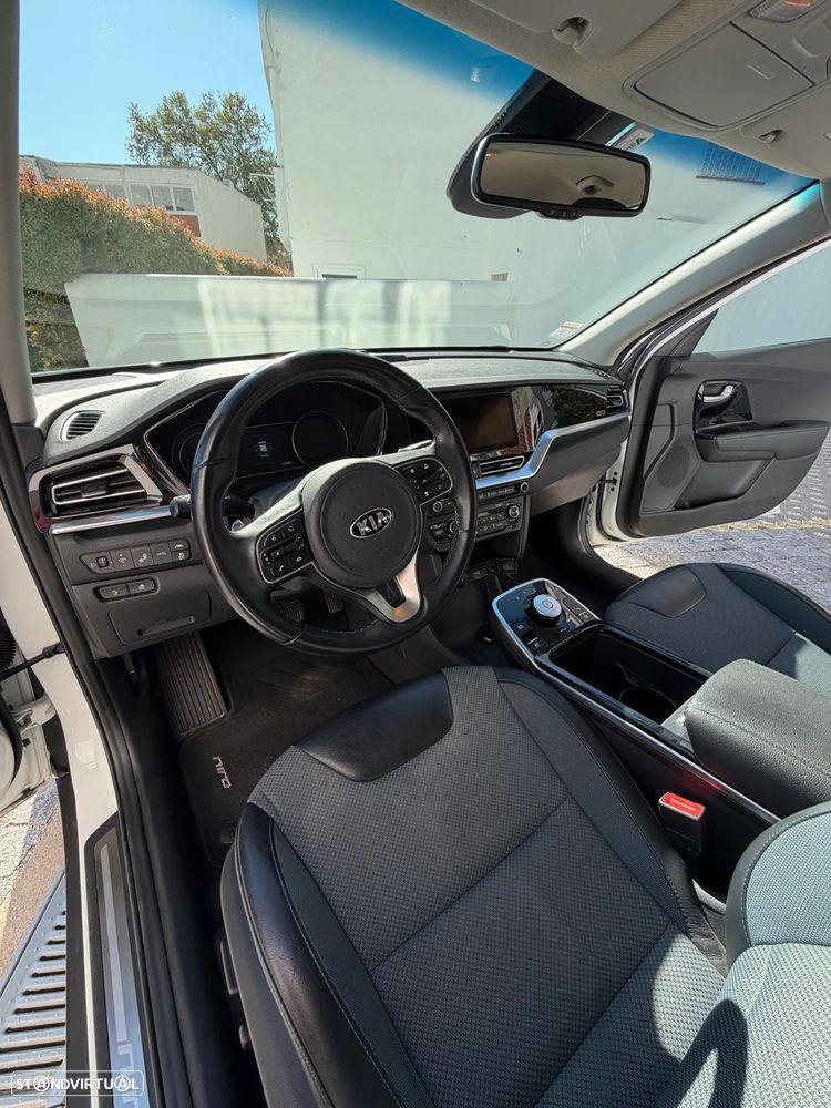 Kia Niro - 34