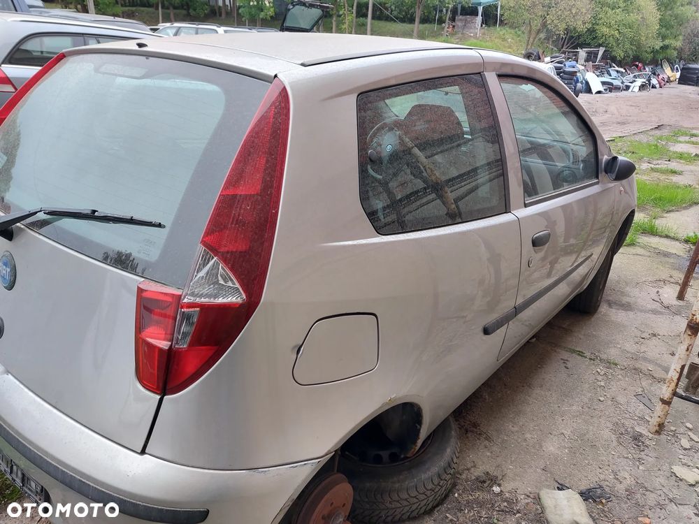 Klapa bagażnika FIAT PUNTO II LIFT 1.2B  maska,lampy,drzwi,klapa..... - 4