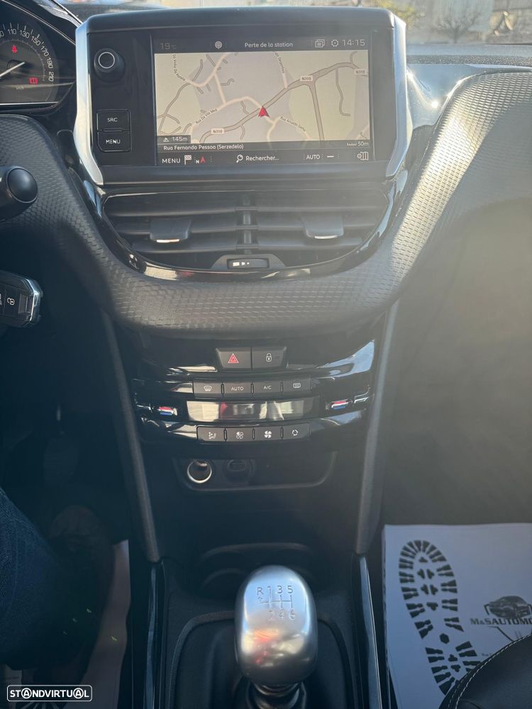 Peugeot 2008 PureTech 130 Allure - 16