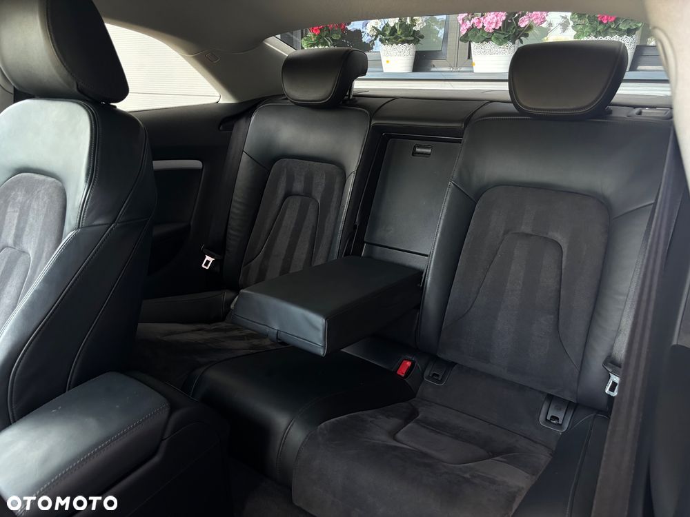 Audi A5 Coupé 2.0 TDI DPF (clean diesel) quattro S tronic - 35