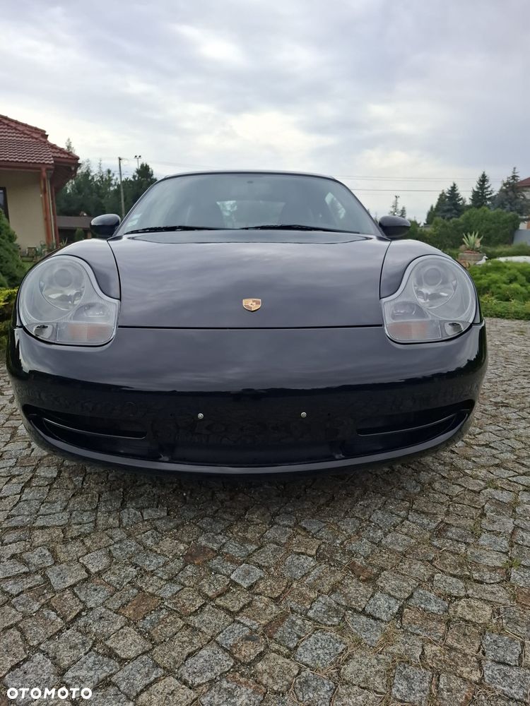 Porsche 911 Carrera - 17