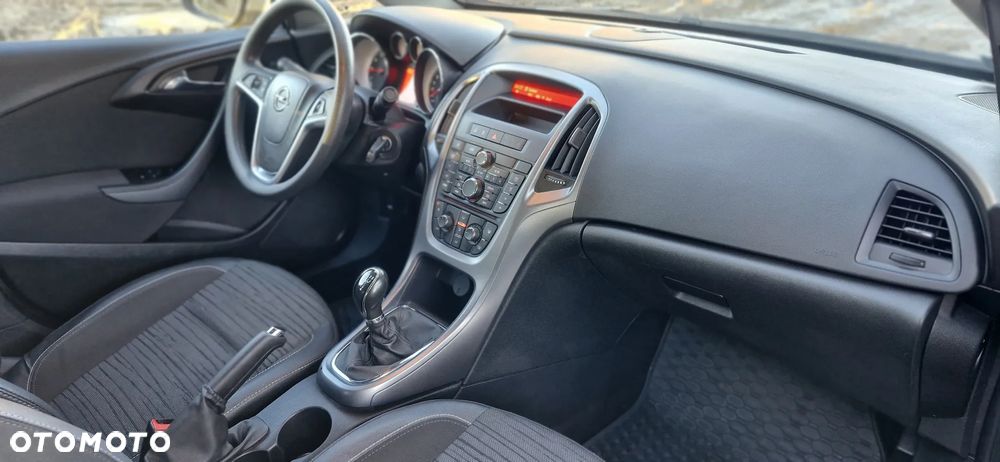 Opel Astra IV 1.6 Cosmo - 30