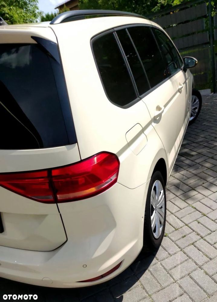 Volkswagen Touran - 8