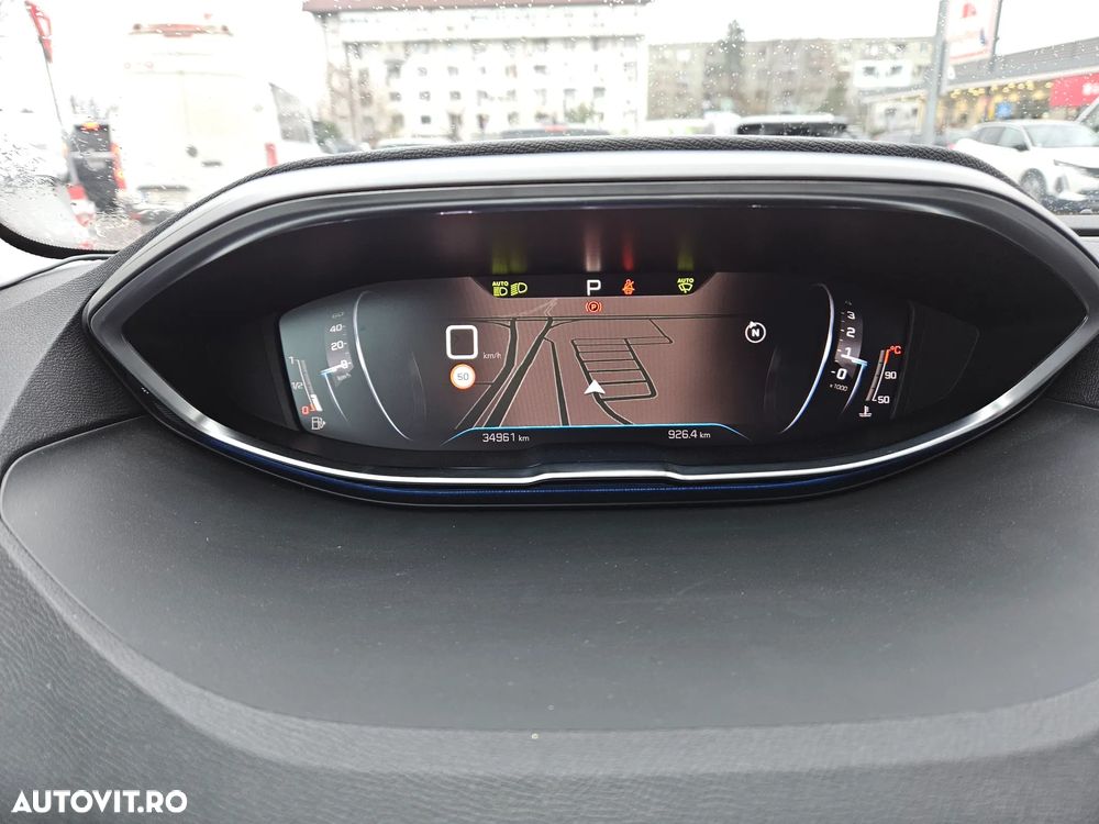 Peugeot 3008 1.5 BlueHDI 130 S&S EAT8 Allure - 12