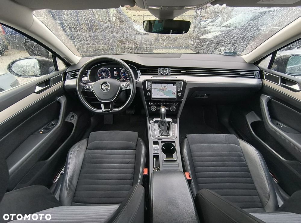 Volkswagen Passat 2.0 TSI BMT 4Mot Highline DSG - 10