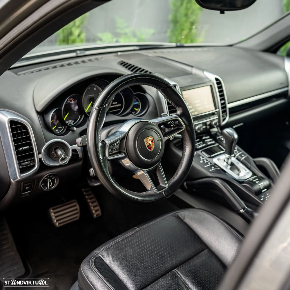 Porsche Cayenne S Tiptronic S - 5