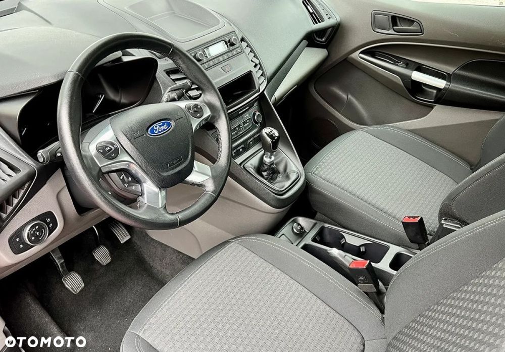Ford Tourneo Connect 1.5 TDCi Start-Stop Titanium - 23