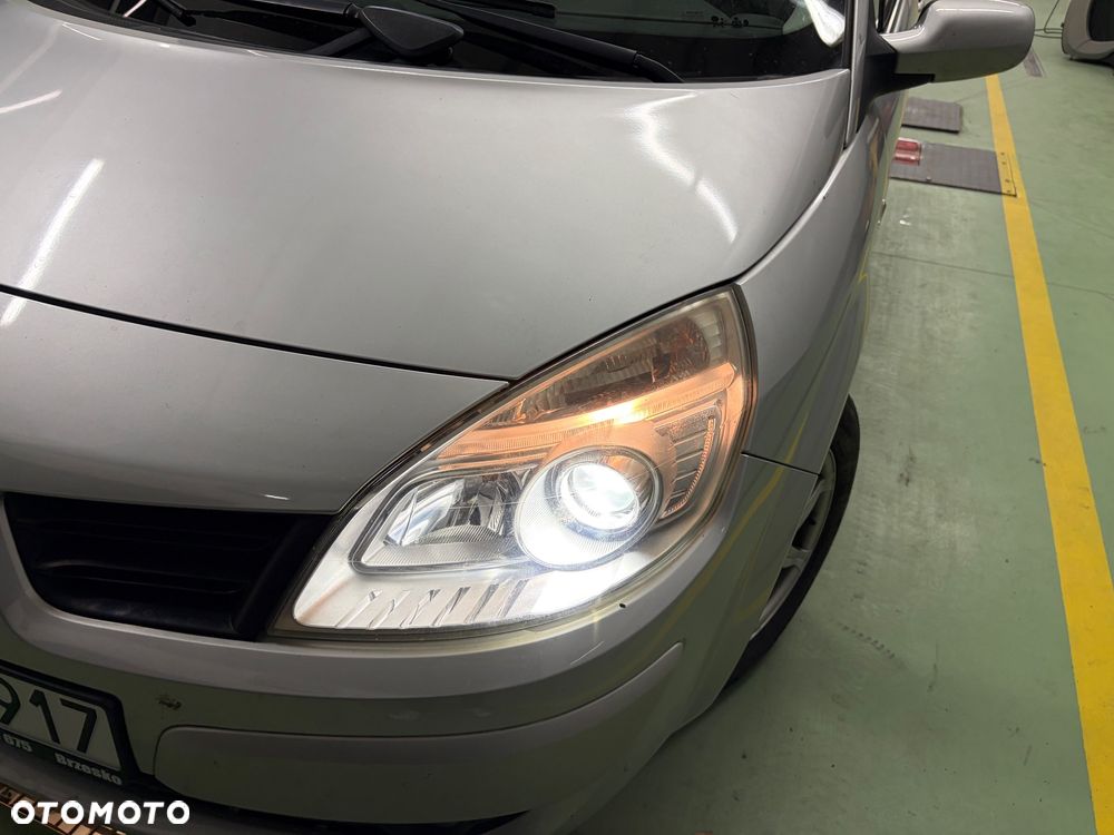 Renault Scenic 1.6 16V 110 LIMITED - 5