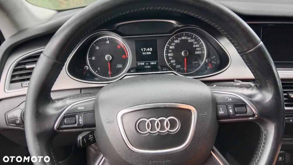Audi A4 Limousine - 12