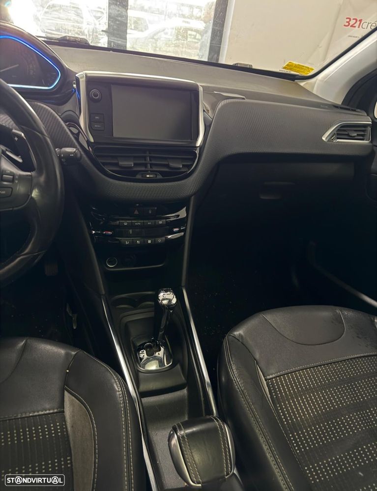 Peugeot 2008 PureTech 82 ETG5 STOP&START Allure - 6