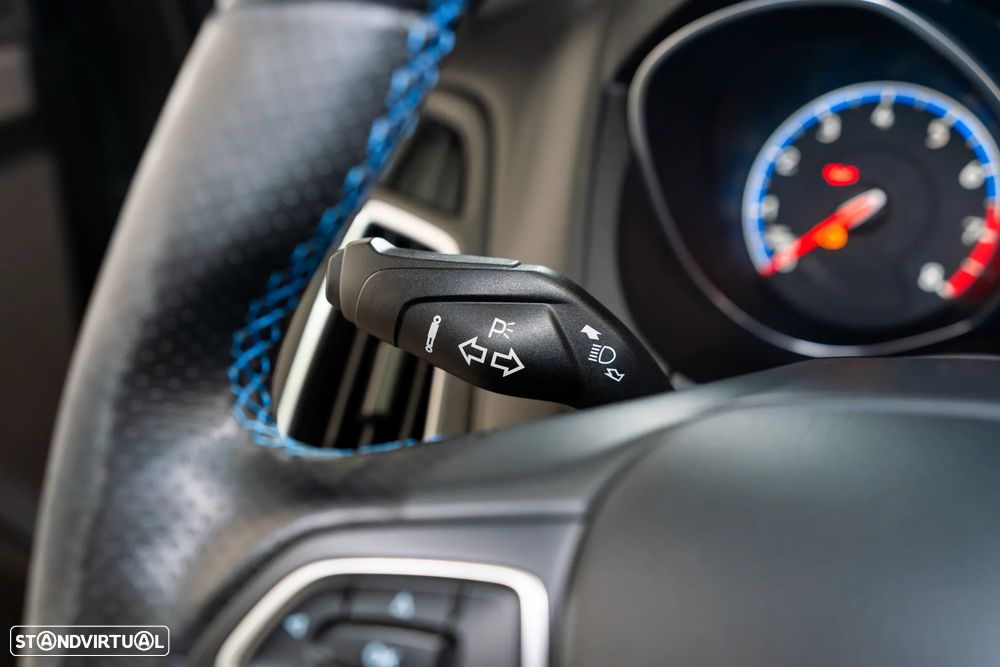 Ford Focus 2.3 EcoBoost S&S 4WD RS - 51