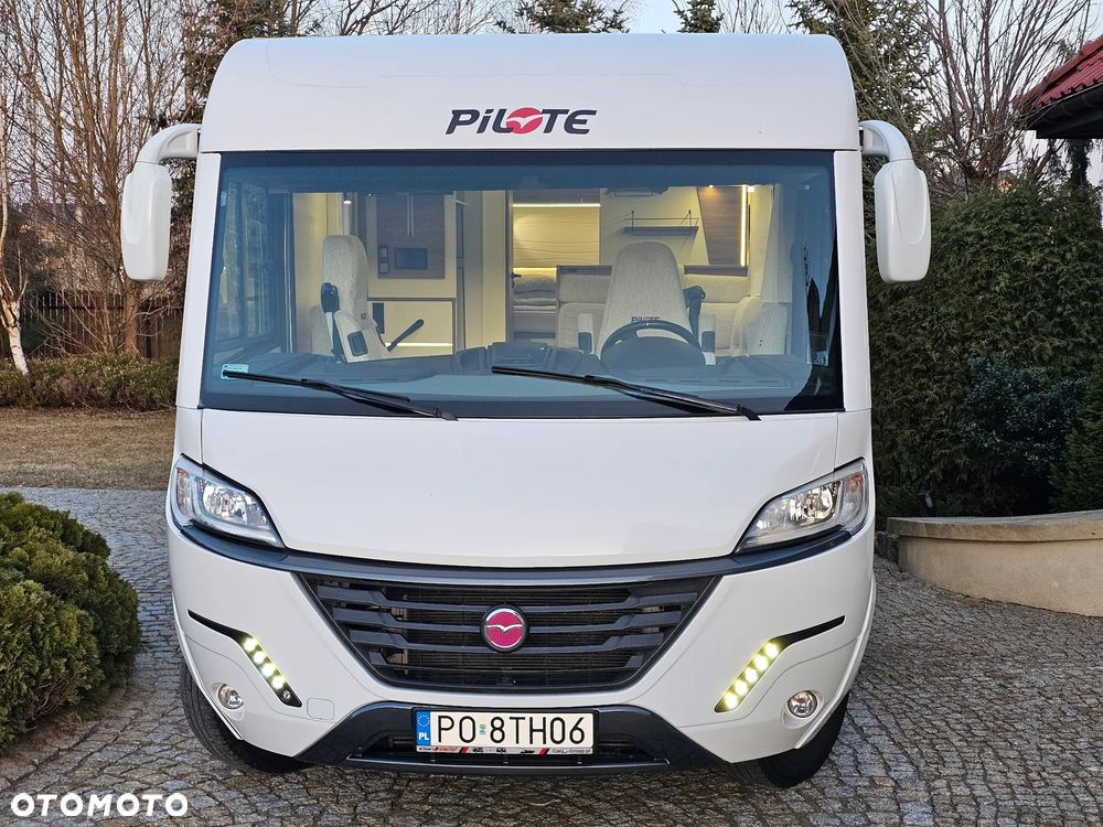 PILOTE ESSENTIEL, model G740 C - 31