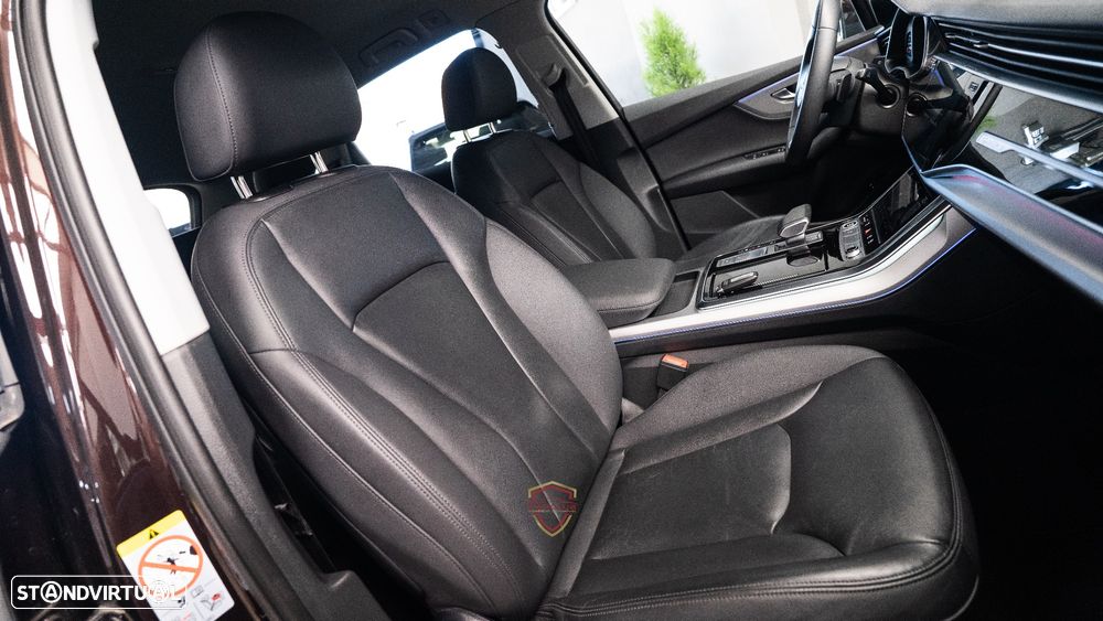 Audi Q7 55 TFSIe quattro Tiptronic - 46