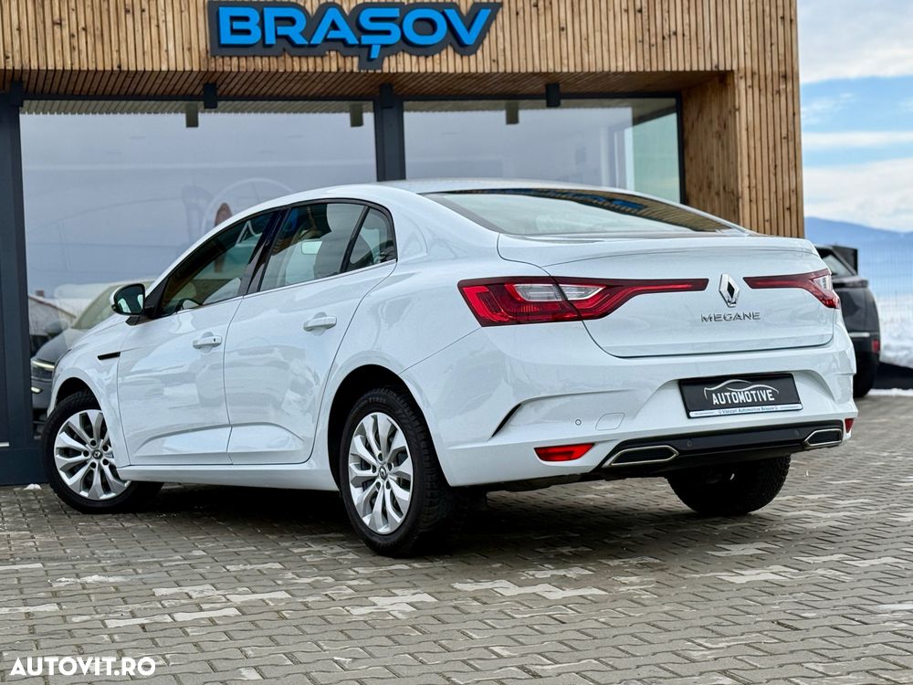 Renault Megane TCe 140 GPF EDC ZEN - 5