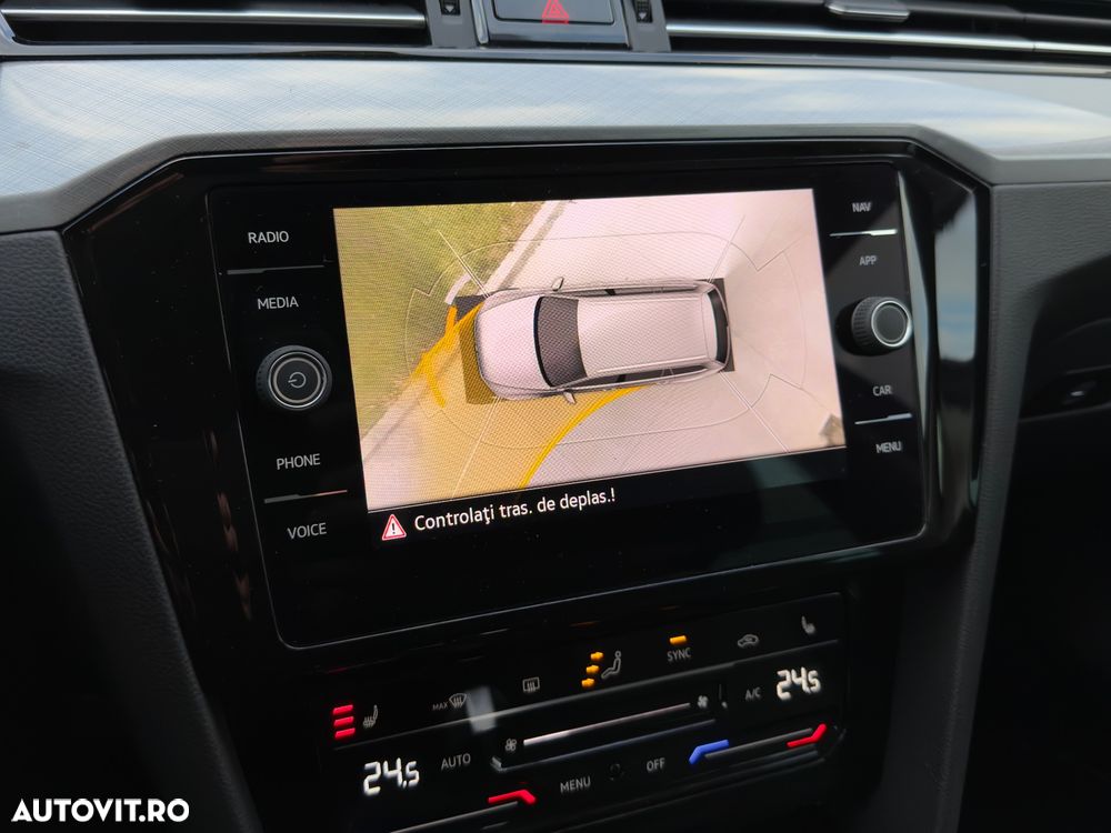 Volkswagen Passat Variant 2.0 TDI SCR DSG Business - 6