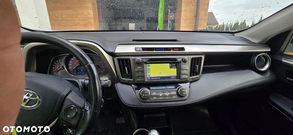 Toyota RAV4 2.0 Premium - 10