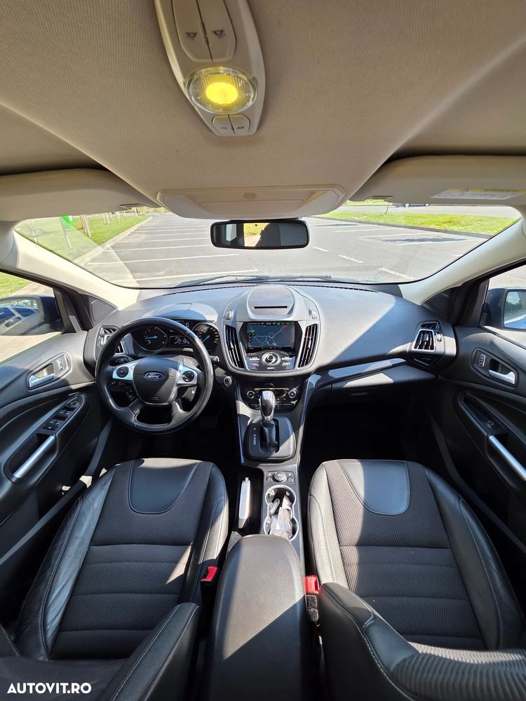 Ford Kuga 2.0 TDCi 4WD Powershift Titanium - 8
