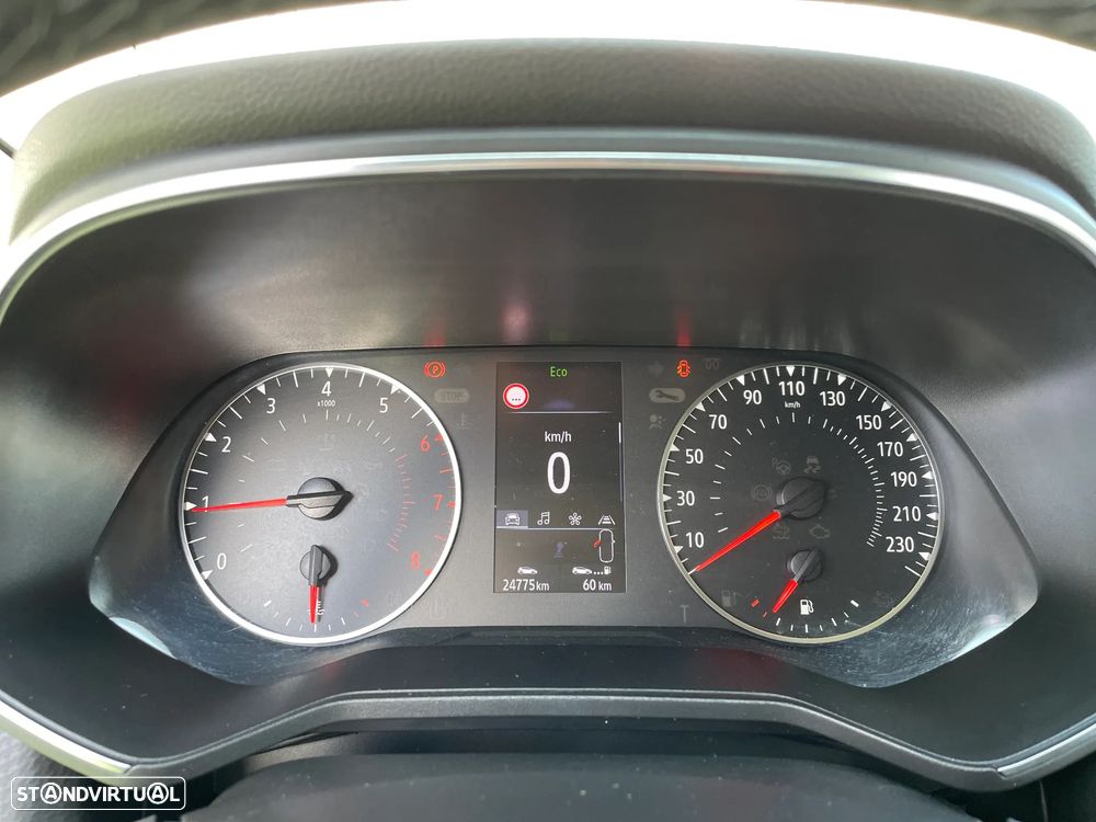Renault Clio 1.0 TCe Exclusive - 20
